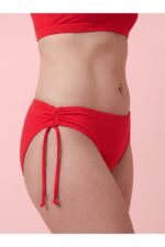 BARBARA – Rot
Bikini-Hose – Bild 4