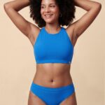 LAURA – Mittelblau
Bikini-Top